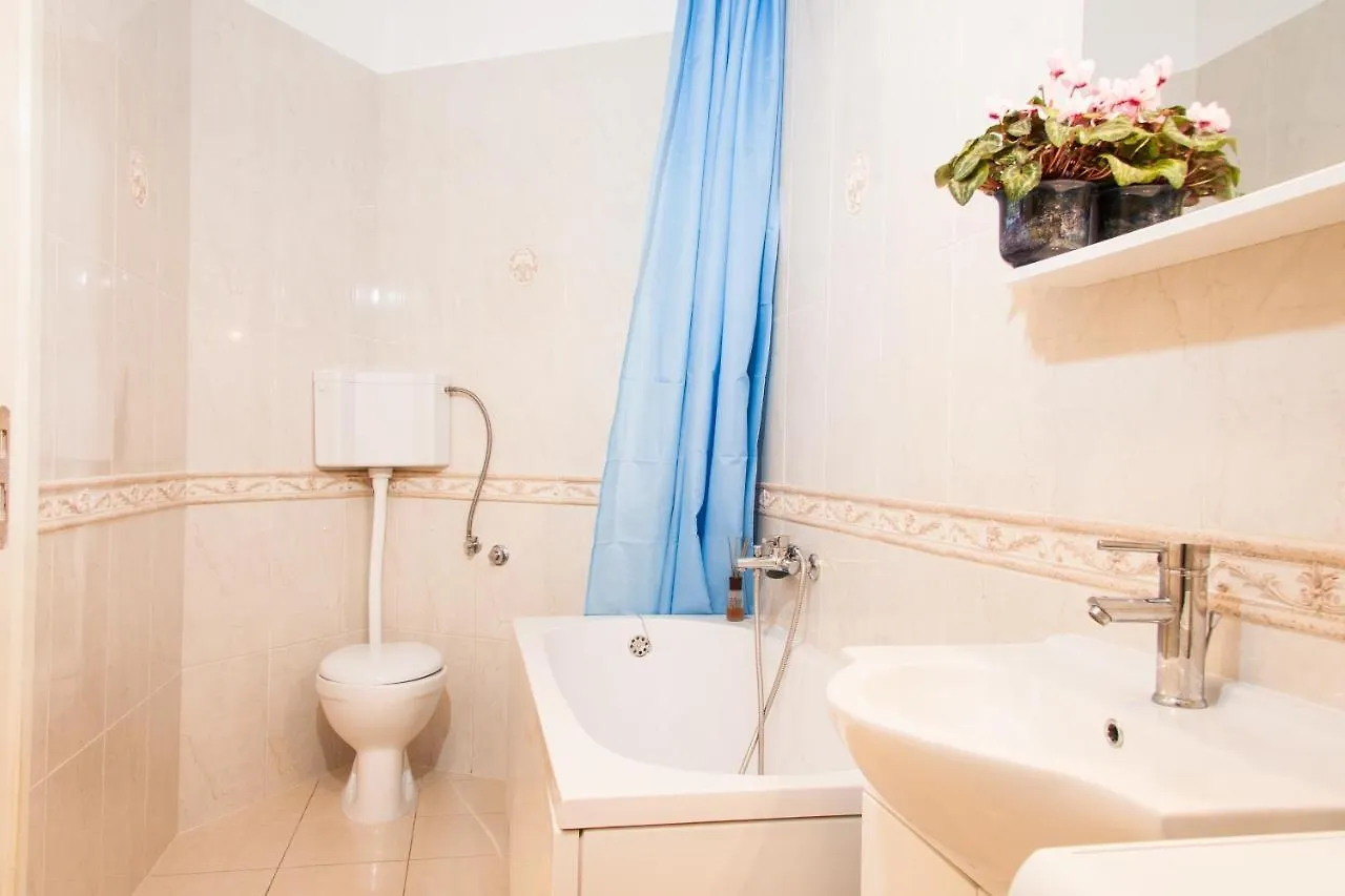 Apartments Adria Blue Кастав