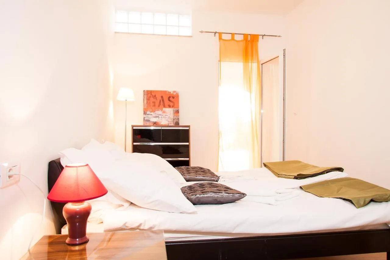 Apartments Adria Blue Кастав 0*,