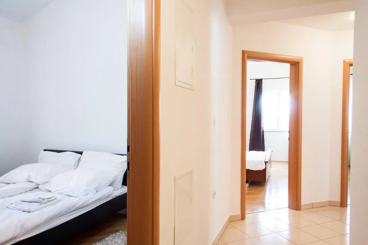 Apartments Adria Blue Кастав