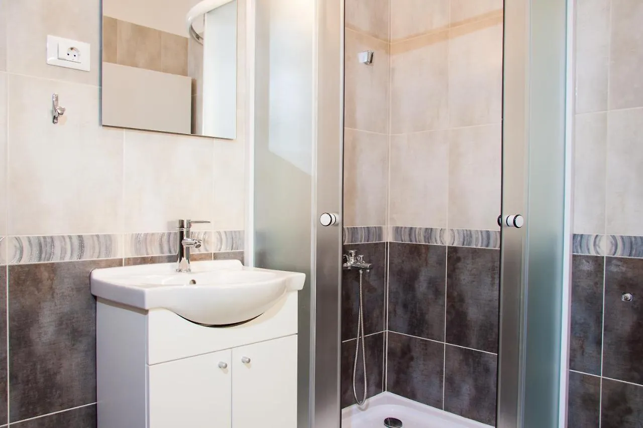 Apartments Adria Blue Кастав